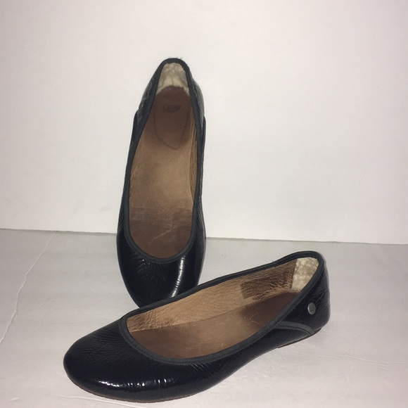 UGG Shoes - UGG black flats size 7 Good condition.